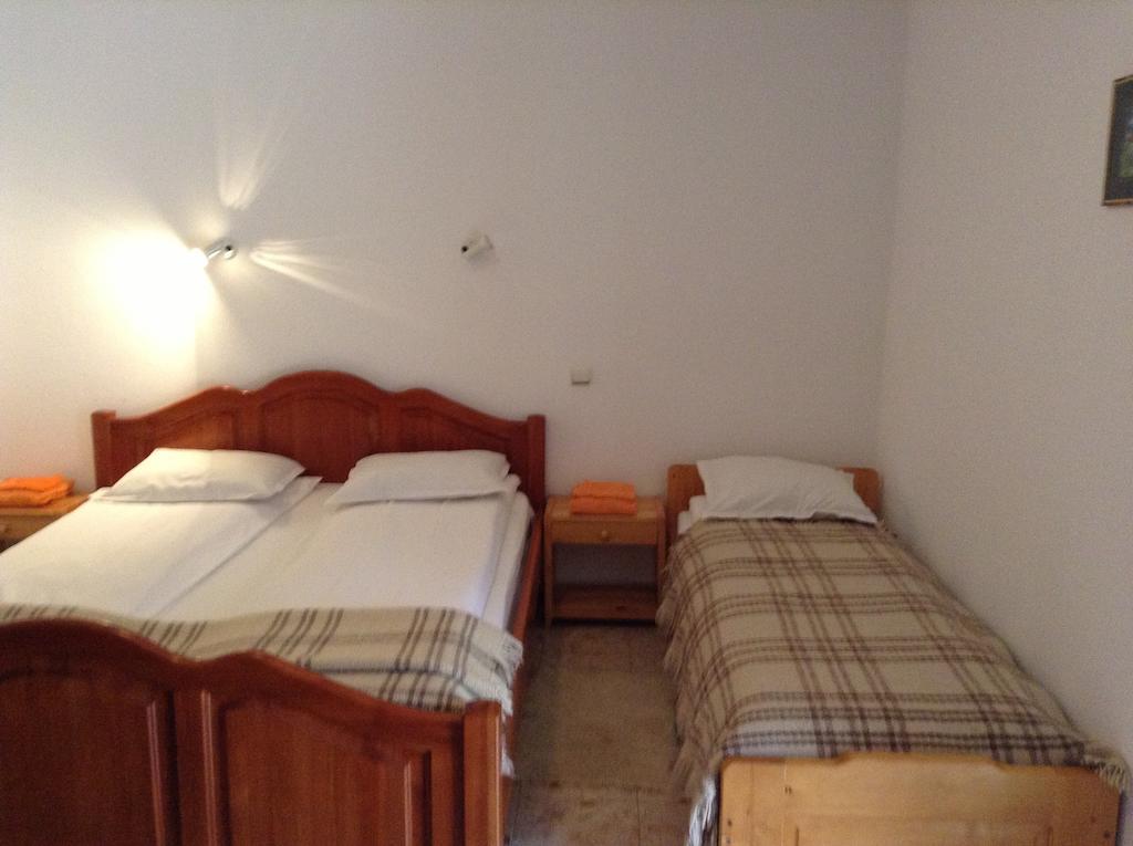Vanda Guest House ارباناسي المظهر الخارجي الصورة