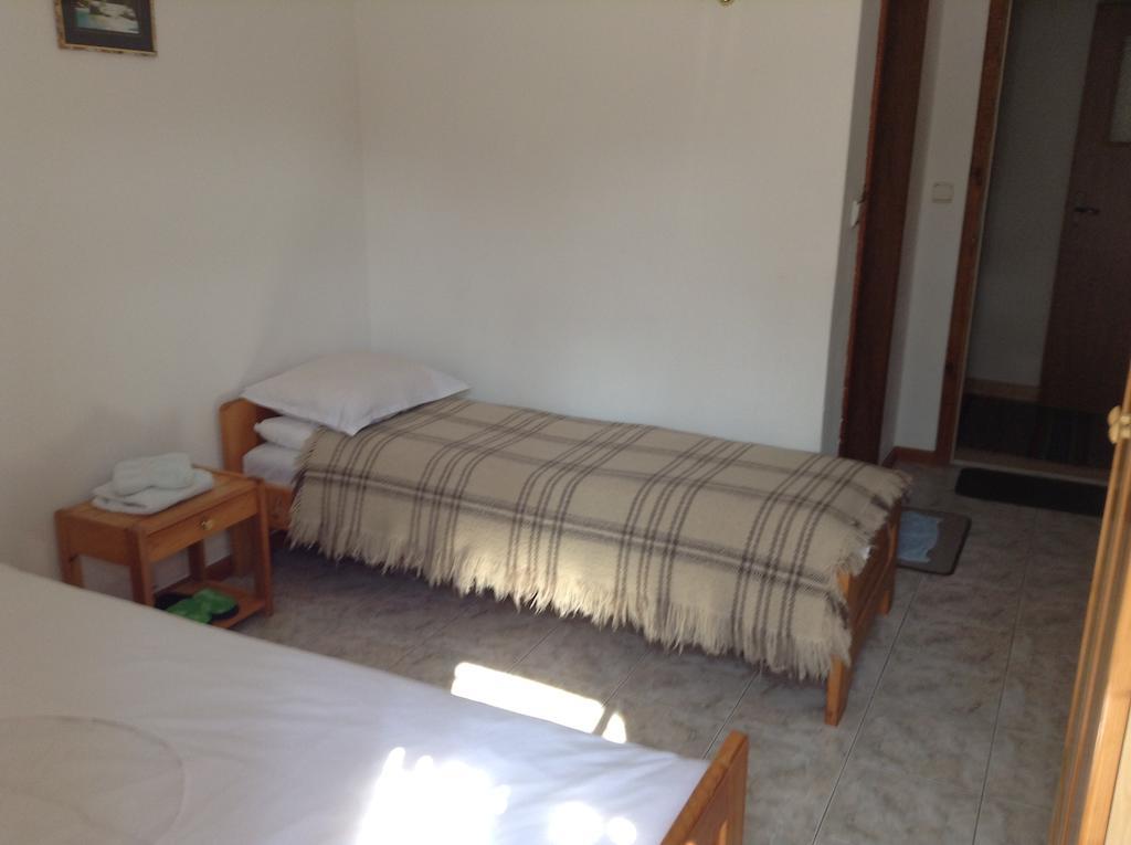 Vanda Guest House ارباناسي الغرفة الصورة