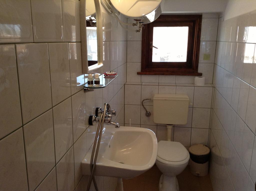 Vanda Guest House ارباناسي المظهر الخارجي الصورة