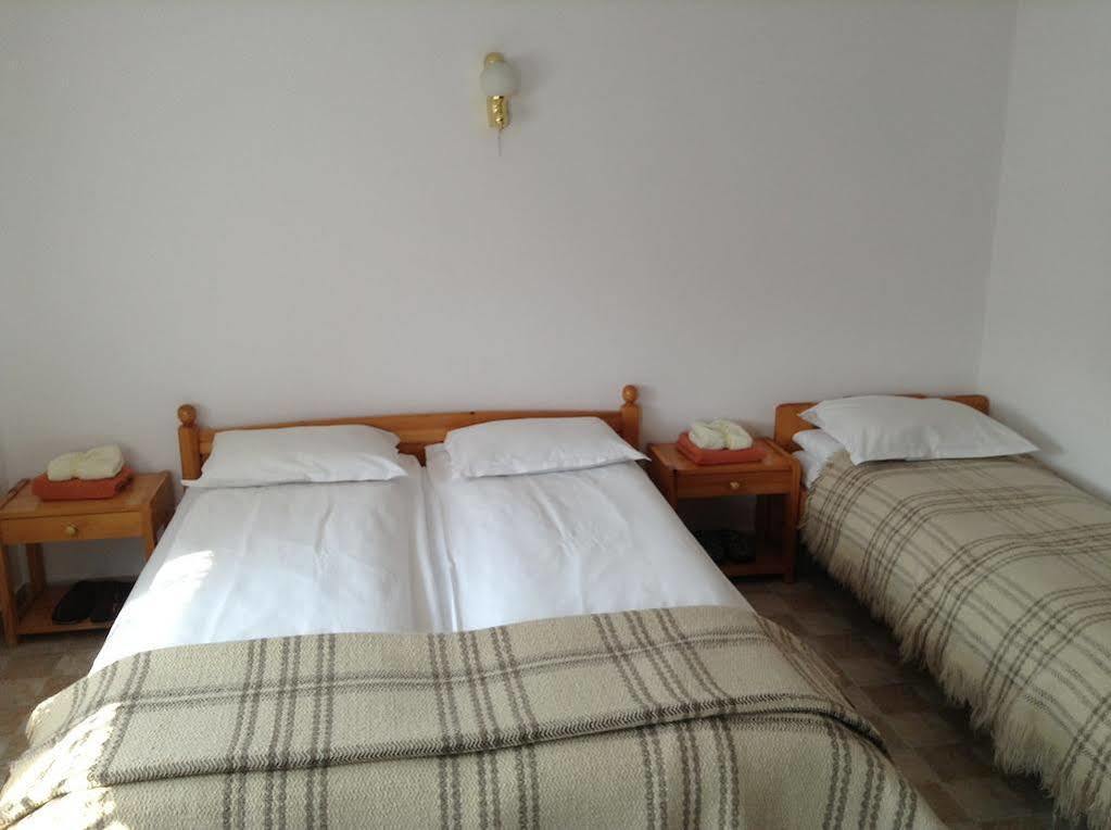 Vanda Guest House ارباناسي المظهر الخارجي الصورة